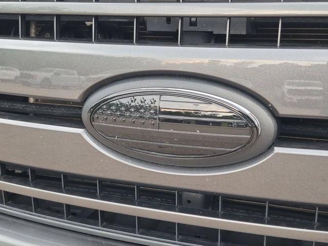 2020 Ford F-150 - $19,200