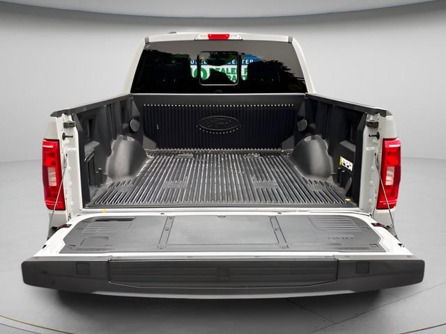 2023 Ford F-150 - $43,995