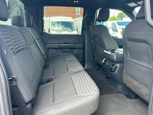 2023 Ford F-150 - $37,995