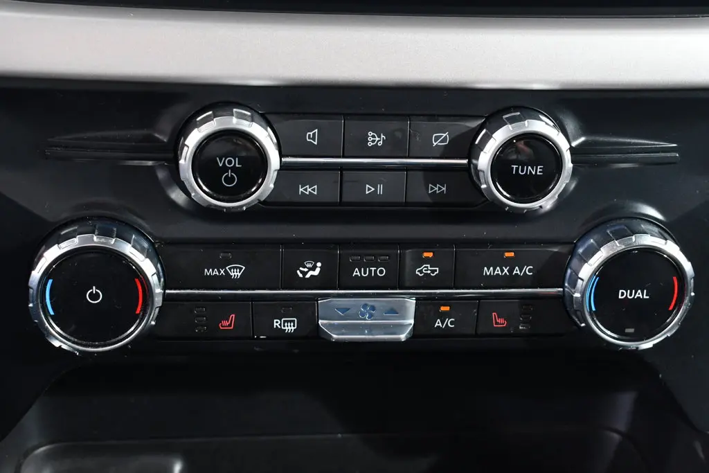 2023 Ford F-150 - $32,755
