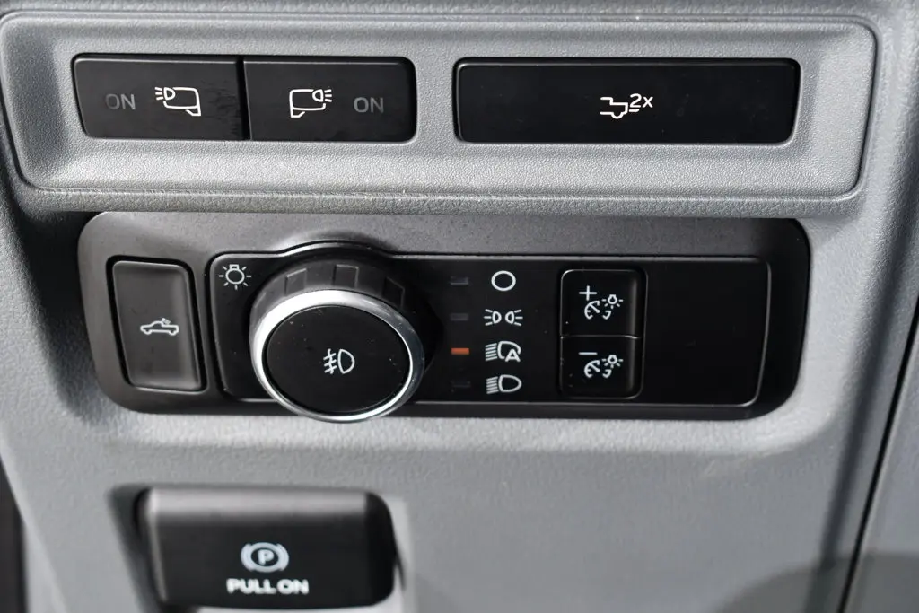 2023 Ford F-150 - $32,755
