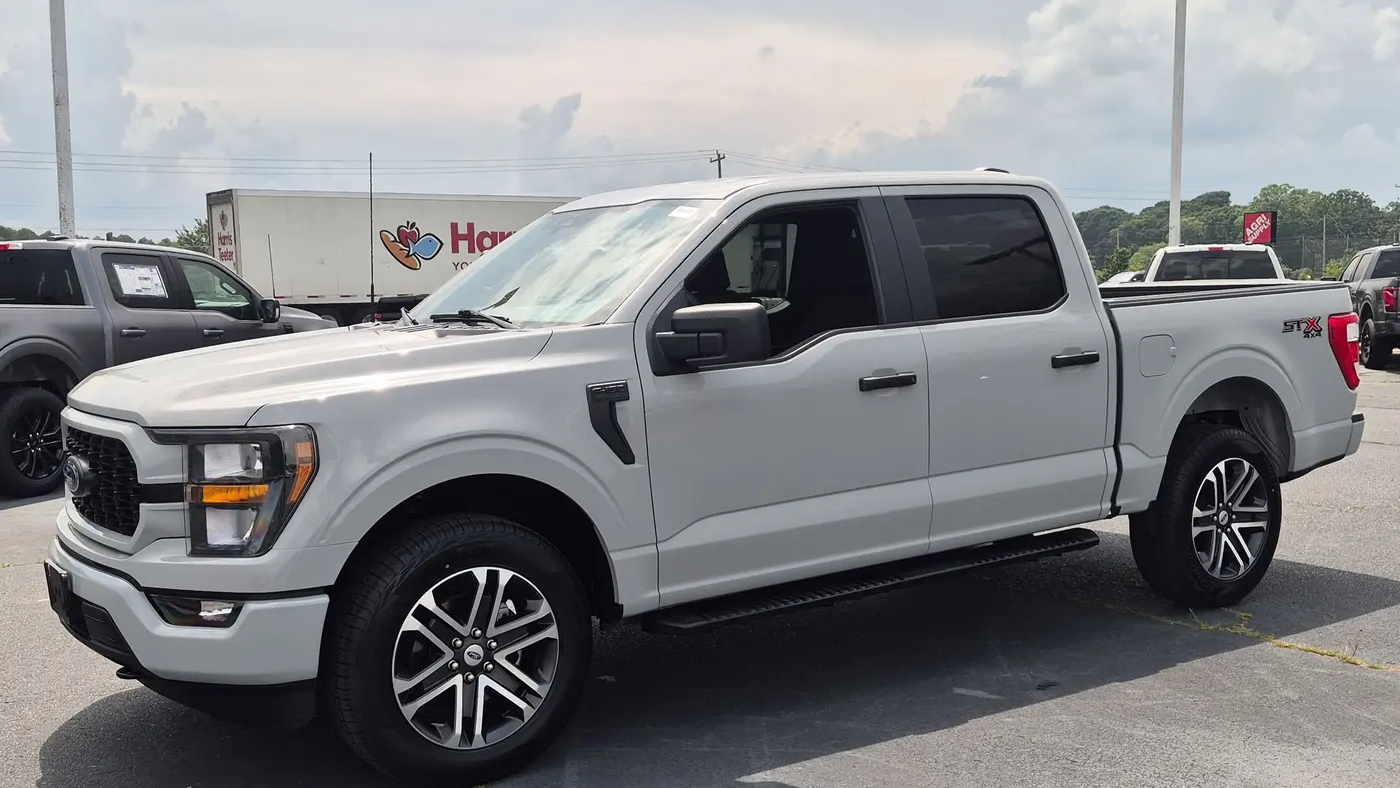 2023 Ford F-150 XL