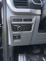 2023 F-150 Thumbnail 16