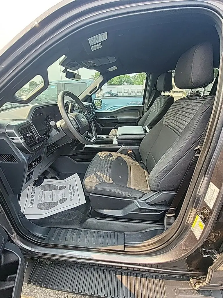 2023 Ford F-150 - $38,995