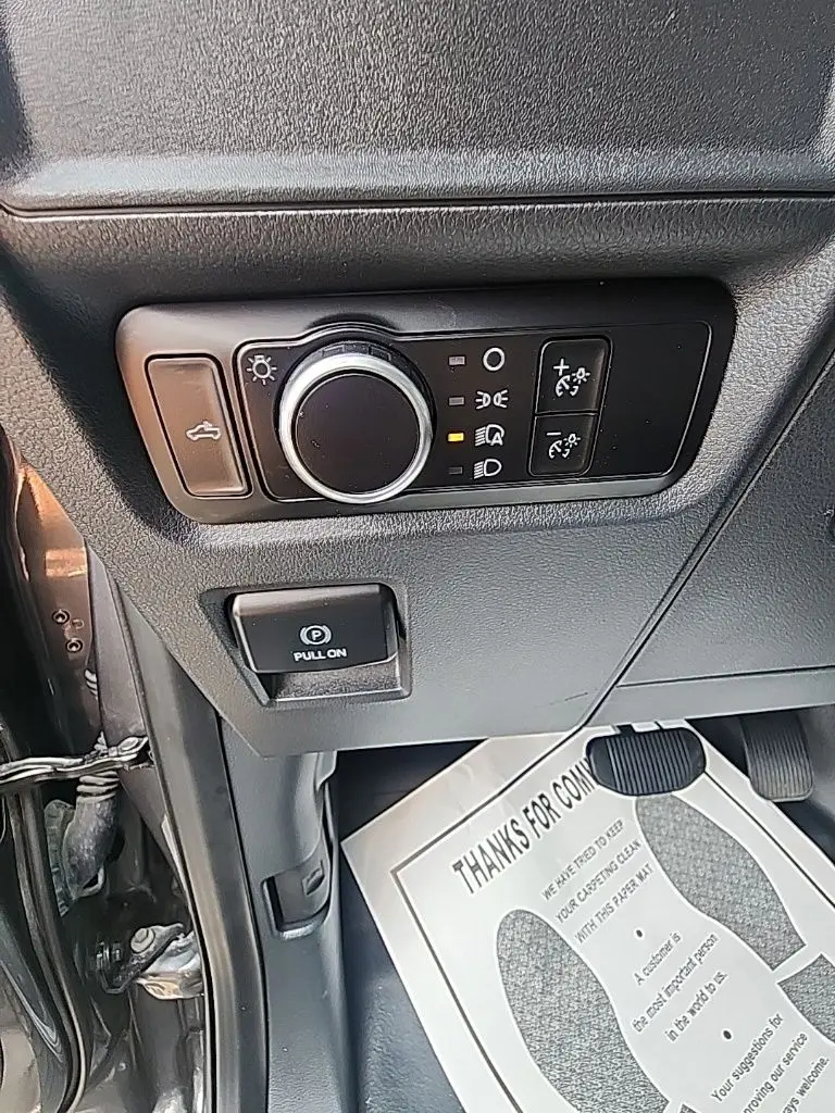 2023 Ford F-150 - $38,995