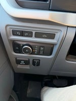 2022 F-150 Thumbnail 18