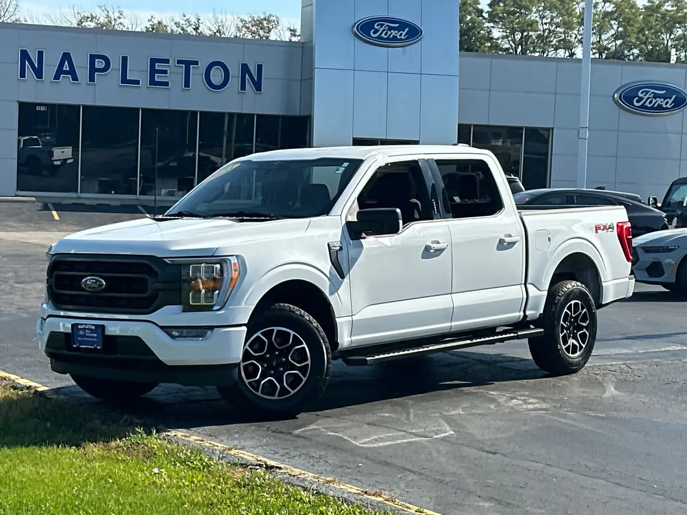 2023 Ford F-150 - $37,990