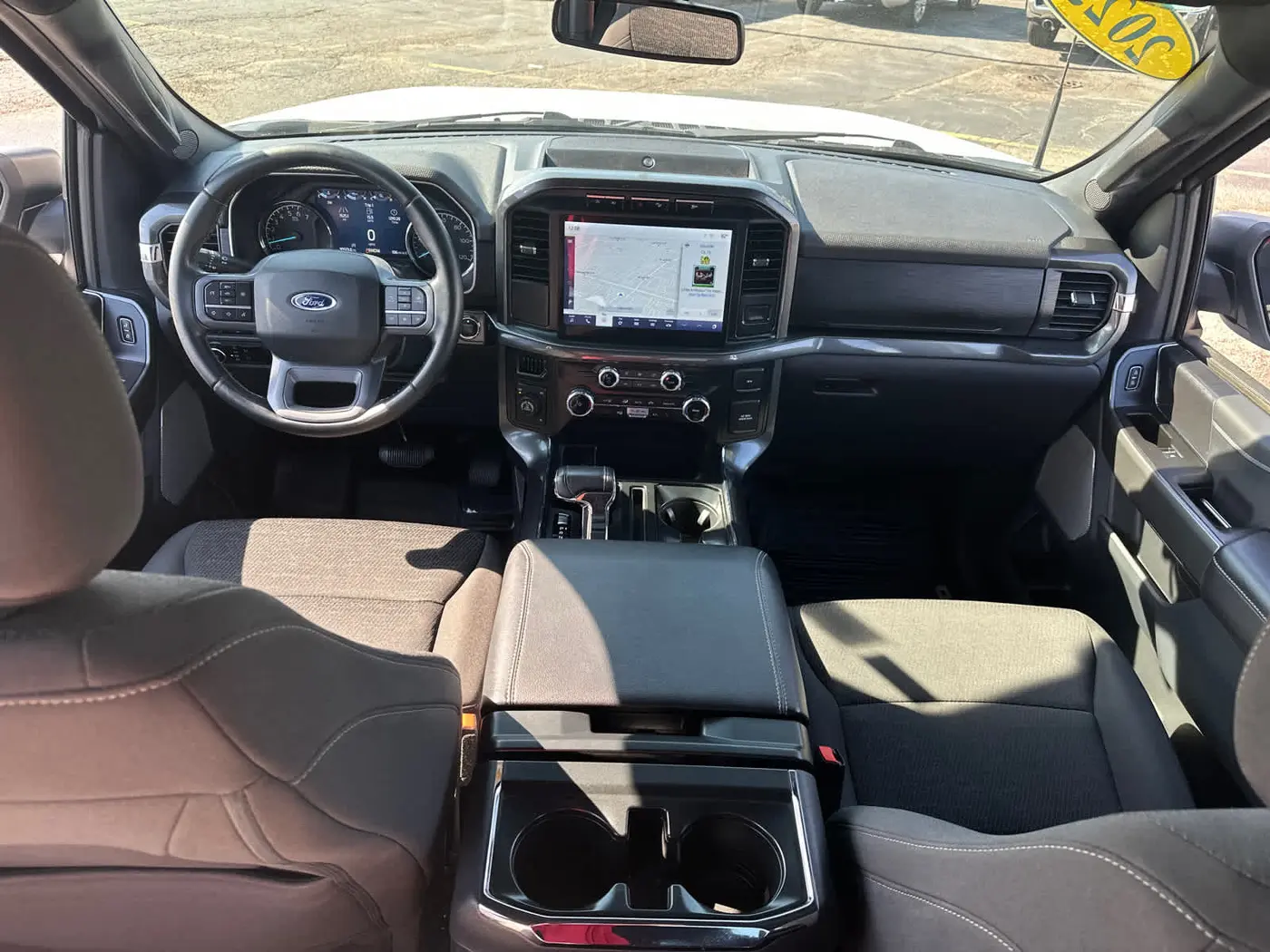 2023 Ford F-150 - $37,990