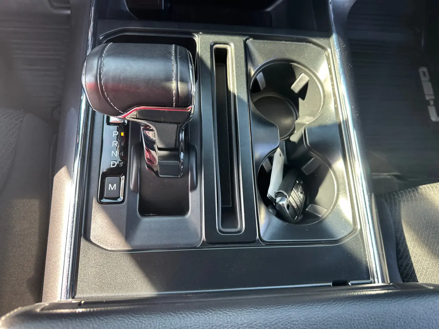 2023 Ford F-150 - $37,990