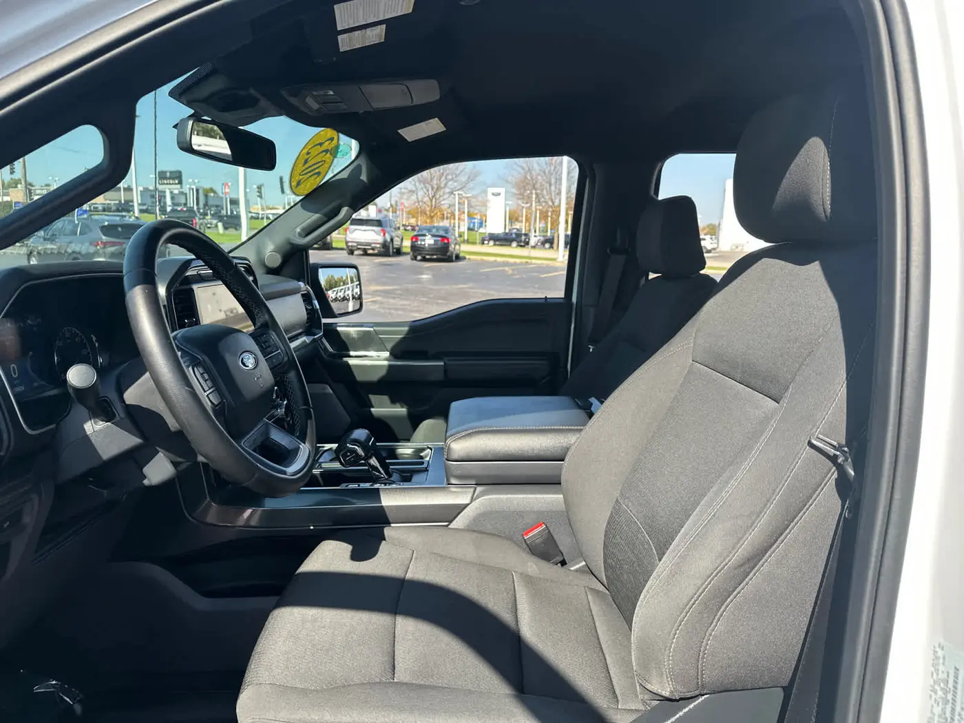 2023 Ford F-150 - $37,990