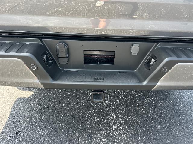 2023 Ford F-150 - $39,995