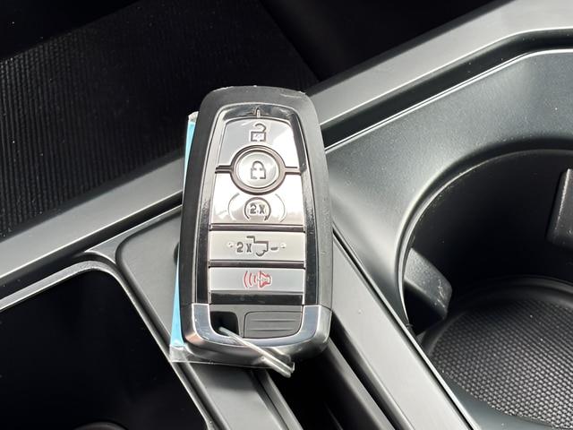 2023 Ford F-150 - $42,995