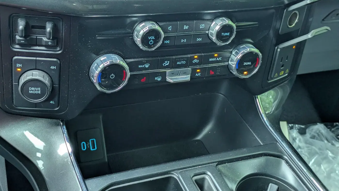 2023 Ford F-150 XL