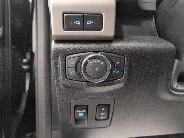 2017 Ford F-150 - $27,880