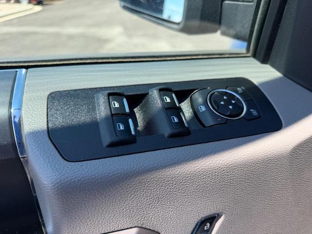 2019 Ford F-150 - $21,899