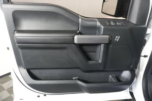 2020 Ford F-150 - $31,500