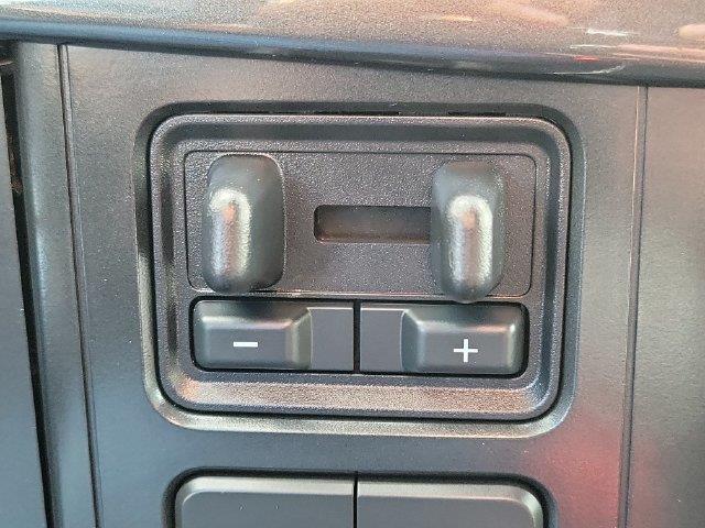 2022 Ford F-150 - $26,000