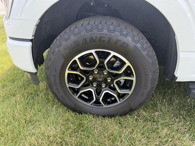 2022 Ford F-150 - $40,990
