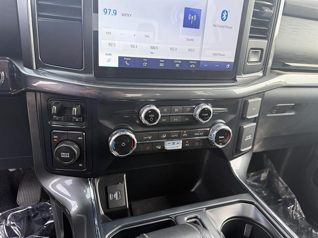 2022 Ford F-150 - $40,990