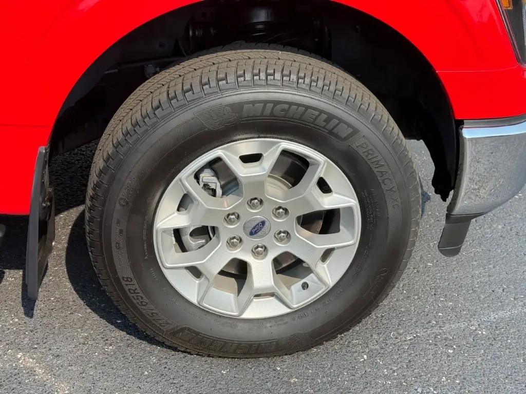 2023 Ford F-150 - $43,749