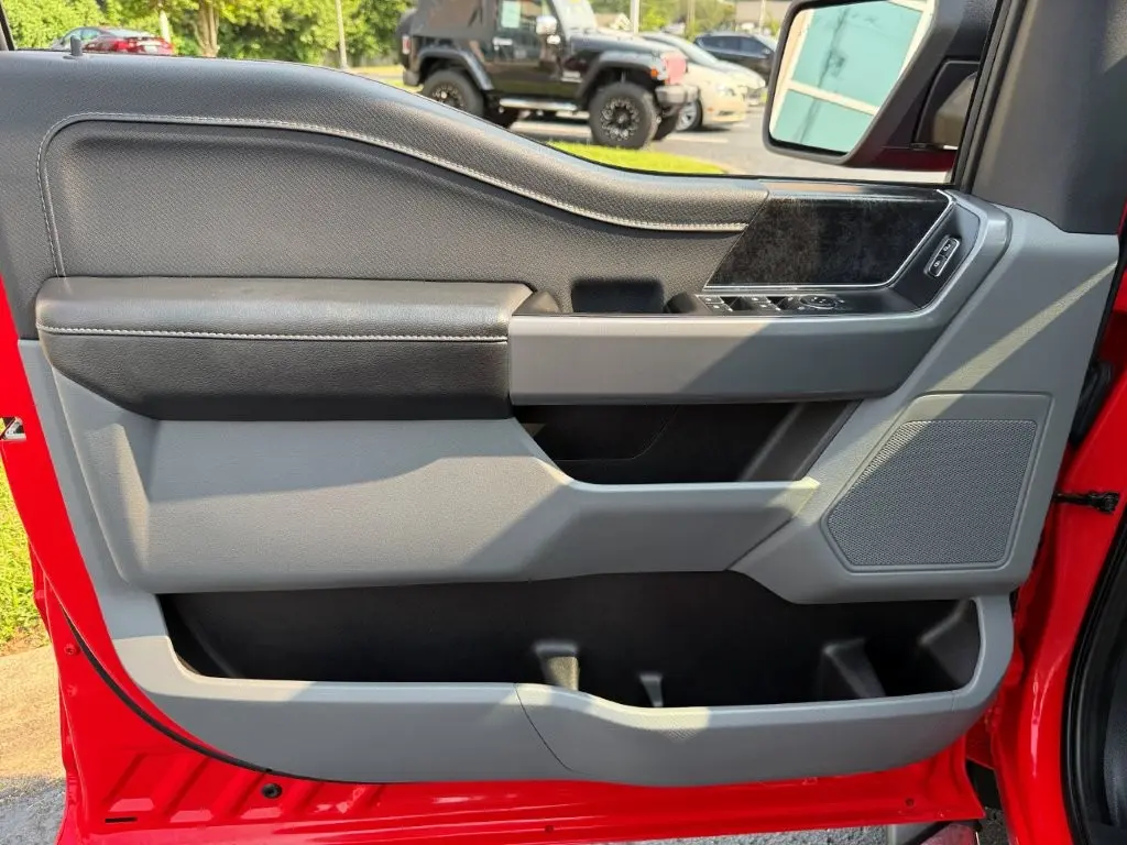 2023 Ford F-150 - $43,749