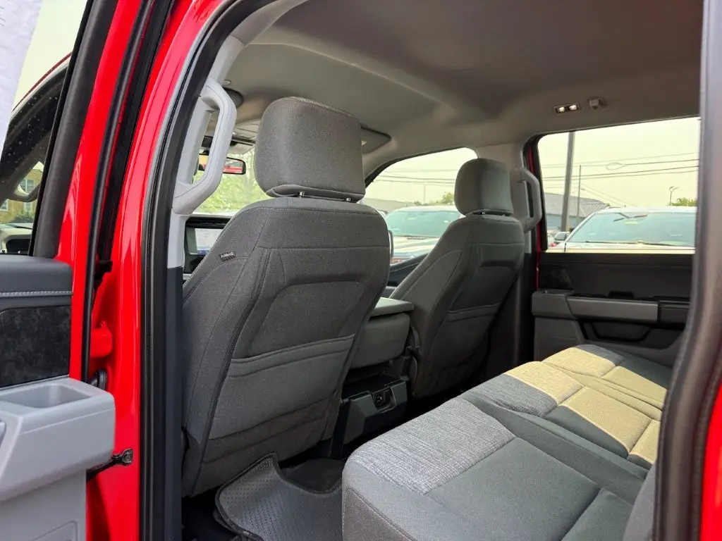 2023 Ford F-150 - $43,749