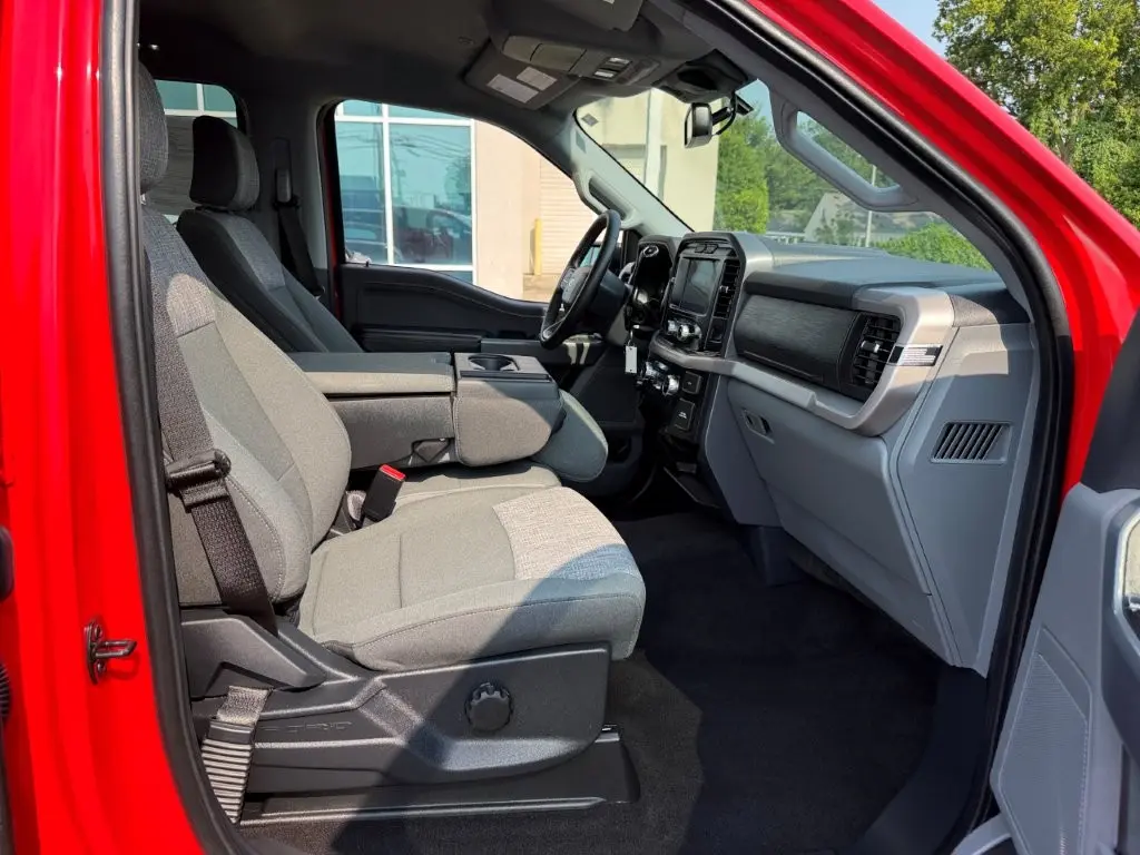 2023 Ford F-150 - $43,749