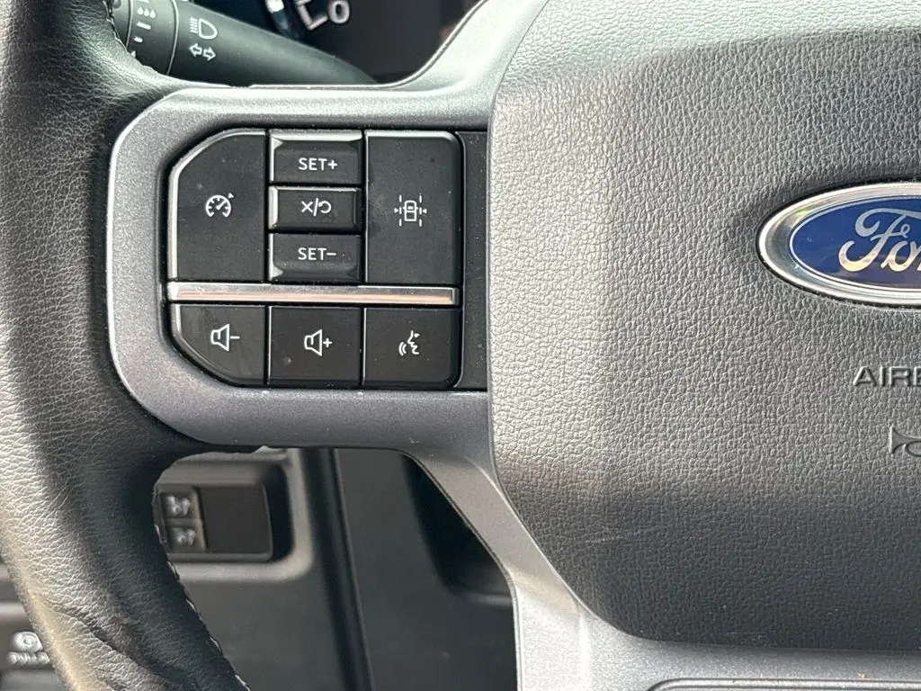 2023 Ford F-150 - $37,200