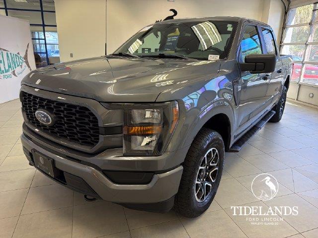 2023 Ford F-150 - $37,200