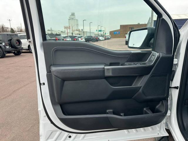 2023 Ford F-150 - $42,900