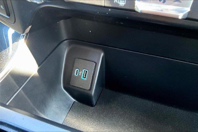 2022 Ford F-150 - $42,500