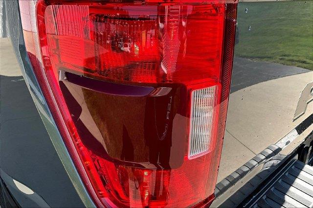 2022 Ford F-150 - $42,500