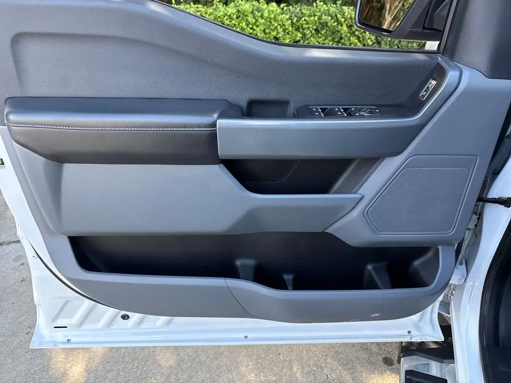 2022 Ford F-150 - $33,500