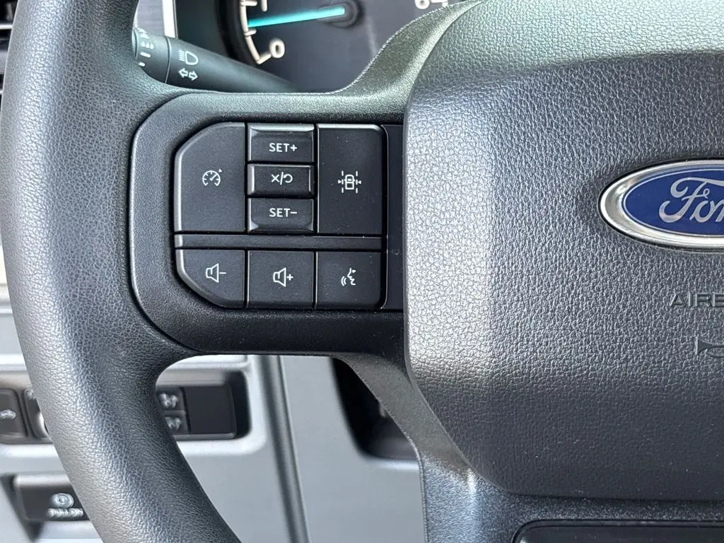 2022 Ford F-150 - $33,500