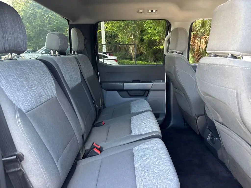 2022 Ford F-150 - $33,500