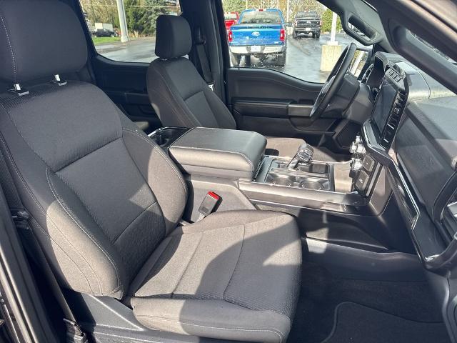 2023 Ford F-150 - $37,995