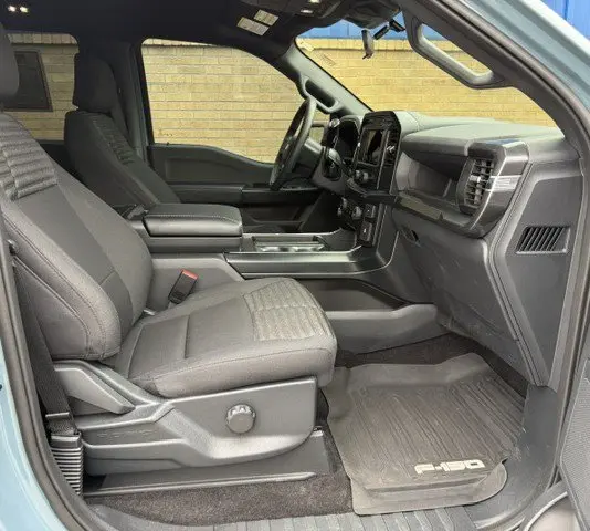 2023 Ford F-150 - $35,989