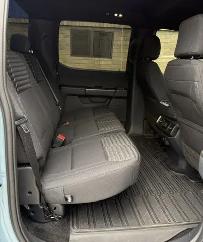 2023 Ford F-150 - $35,989