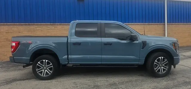 2023 Ford F-150 - $35,989