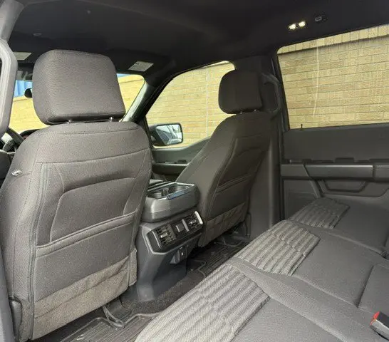 2023 Ford F-150 - $35,989