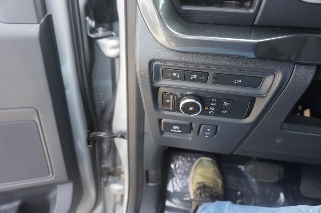 2023 Ford F-150 - $42,999