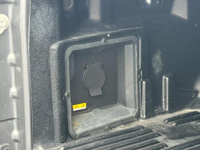 2023 Ford F-150 - $42,995