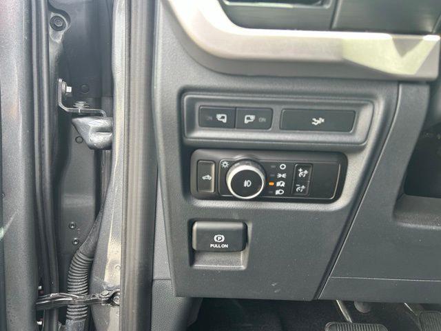 2023 Ford F-150 - $43,000