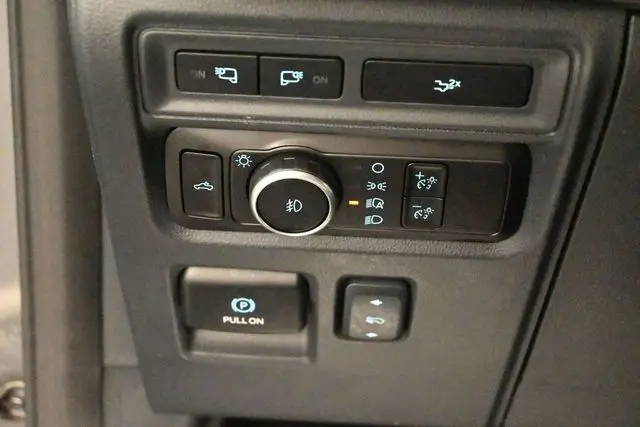 2023 Ford F-150 - $39,995