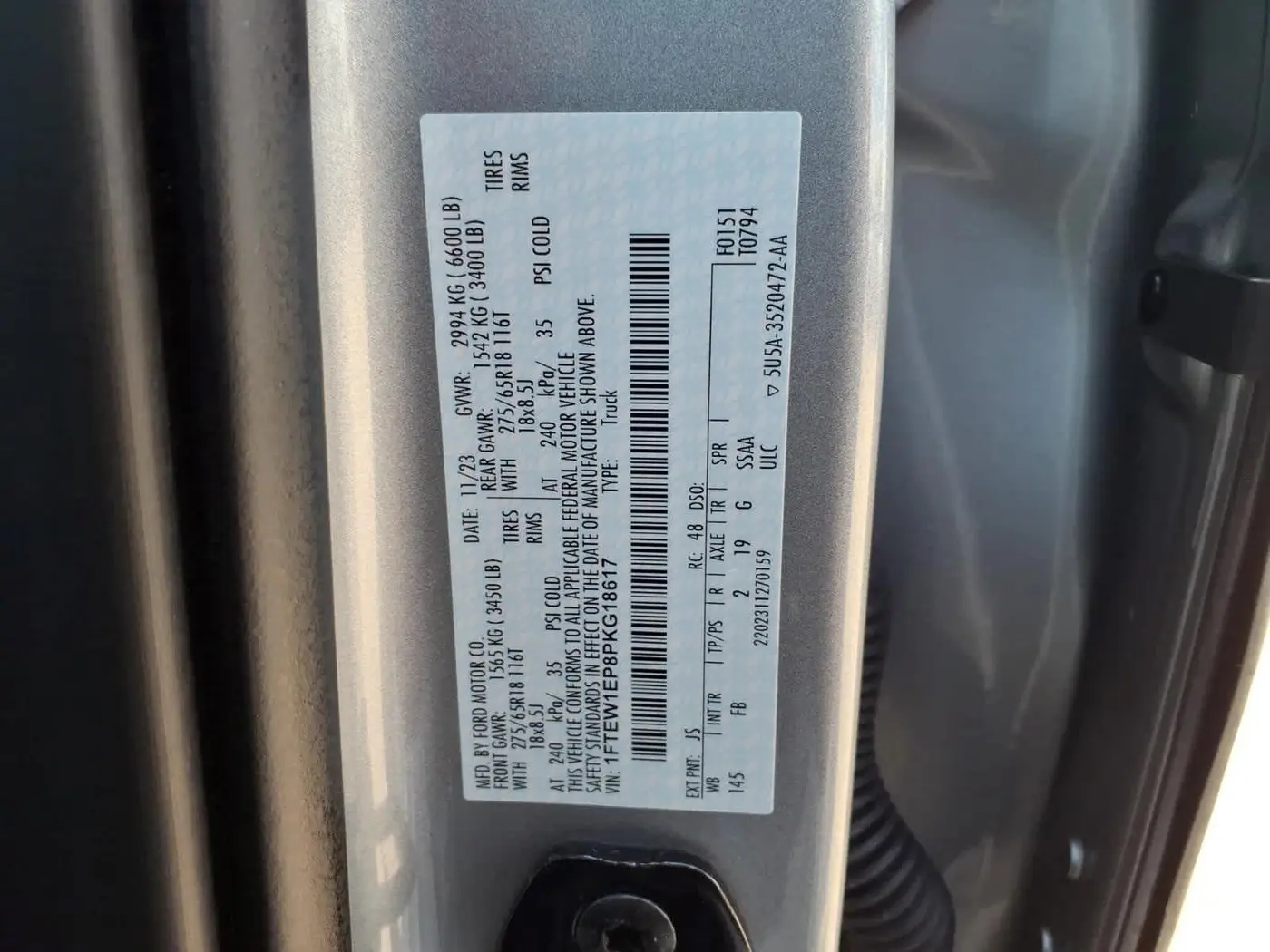 2023 Ford F-150 - $41,800