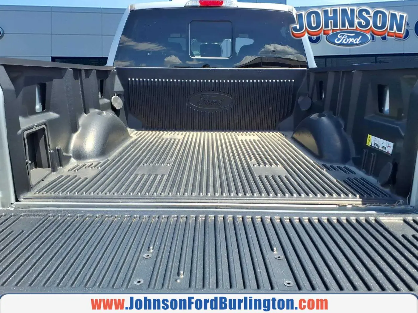 2023 Ford F-150 - $41,800