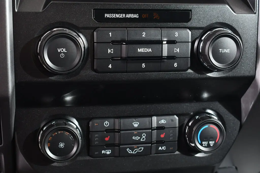 2020 Ford F-150 - $30,155