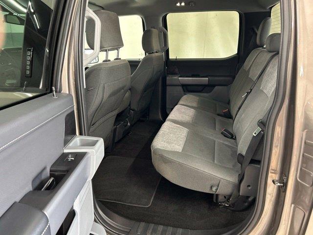 2023 Ford F-150 - $32,800