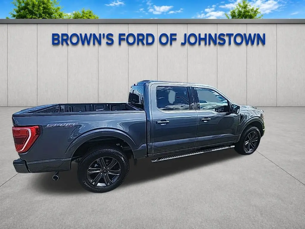 2023 Ford F-150 - $43,995