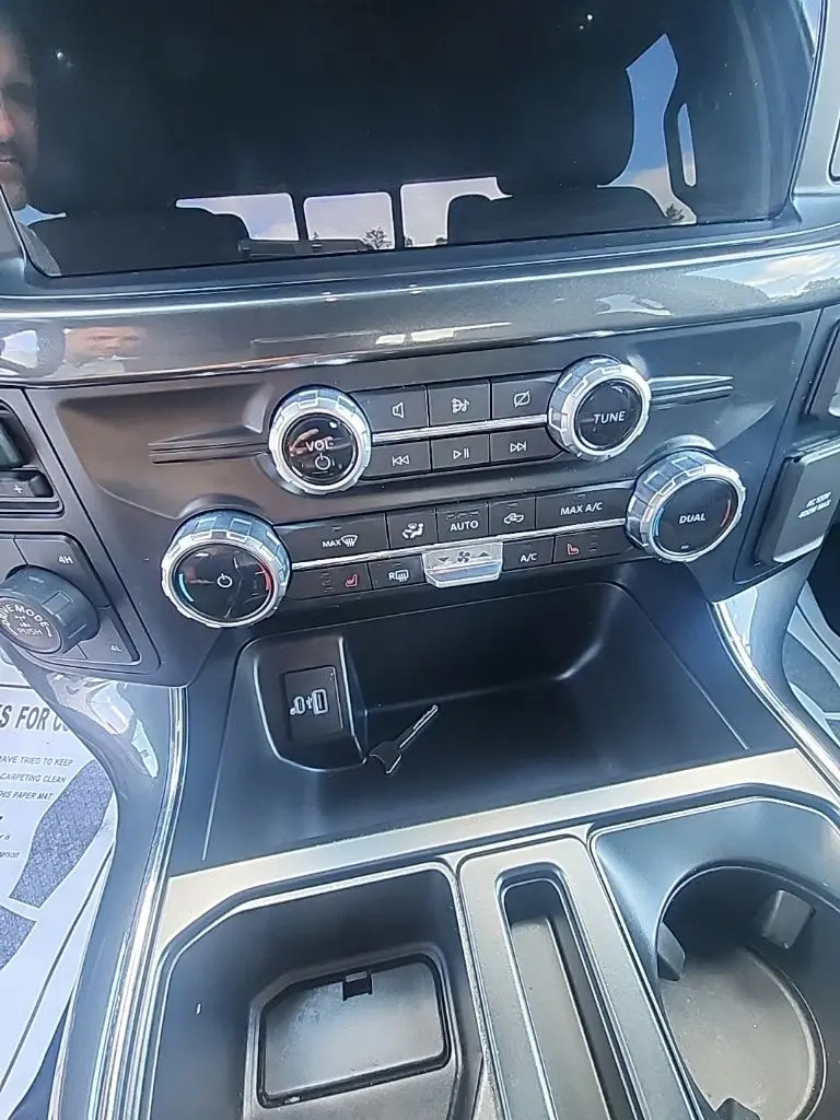 2023 Ford F-150 - $43,995